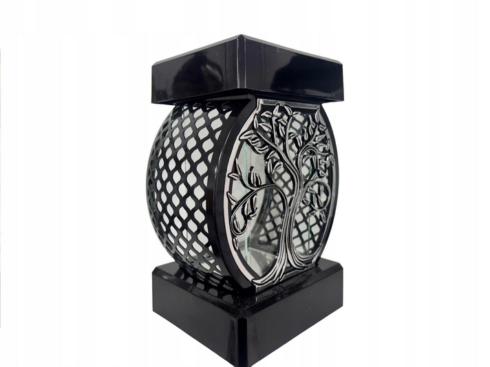Sklenná lampa na hrob s motívom kaplnky a stromov